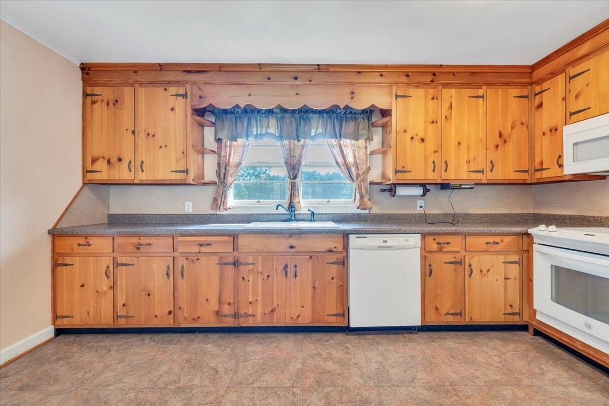 591 Wall Street ST - Photo 26