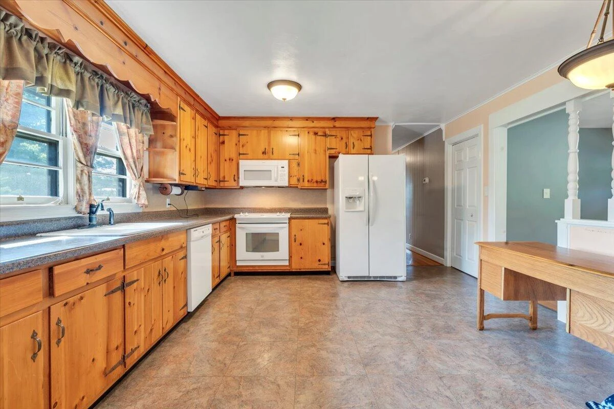 591 Wall Street ST - Photo 28
