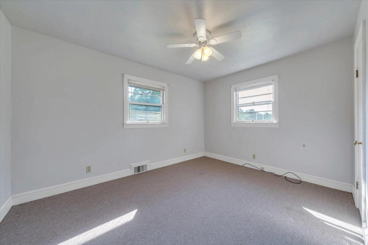 591 Wall Street ST - Photo 33