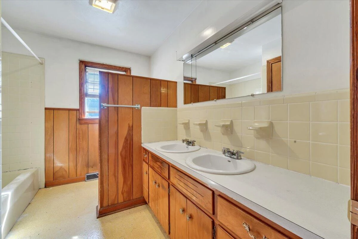 591 Wall Street ST - Photo 35
