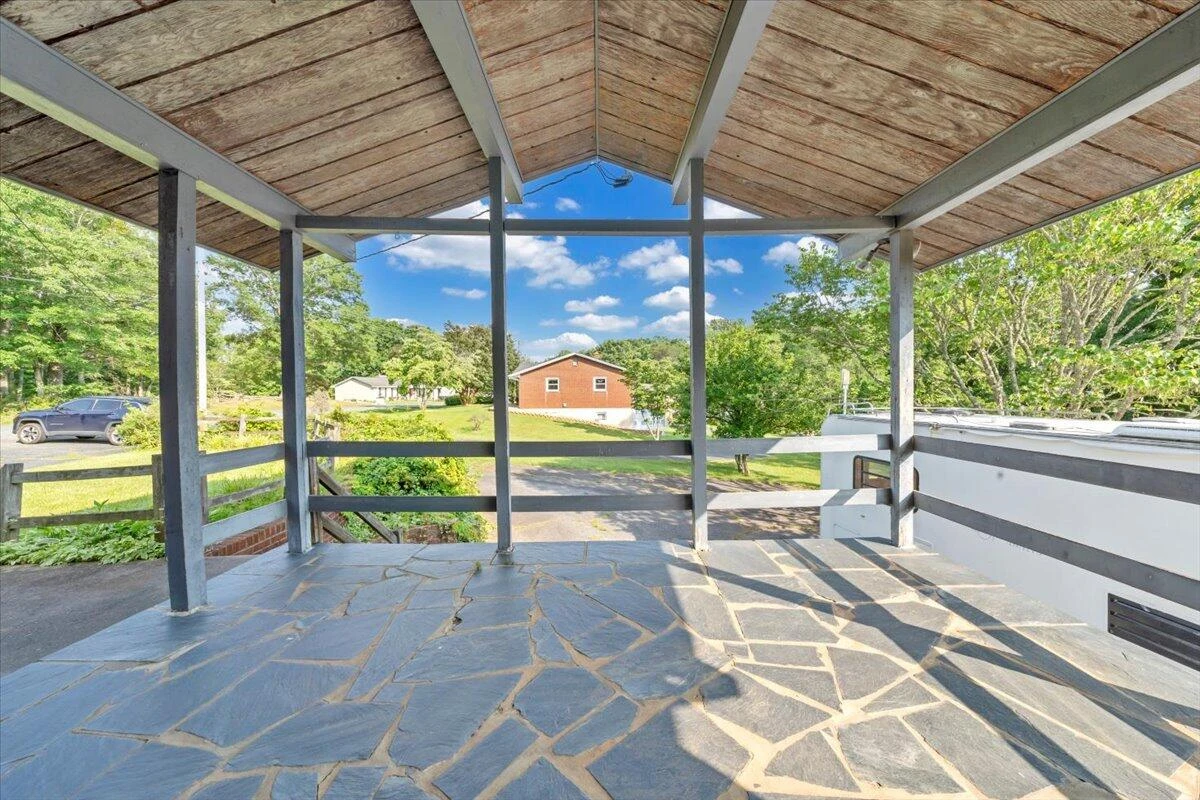 591 Wall Street ST - Photo 39