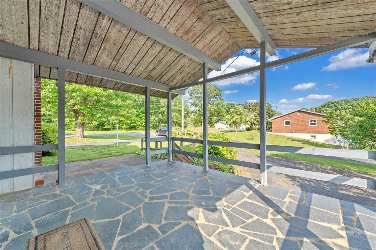 591 Wall Street ST - Photo 40