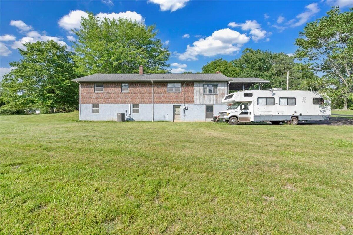591 Wall Street ST - Photo 42
