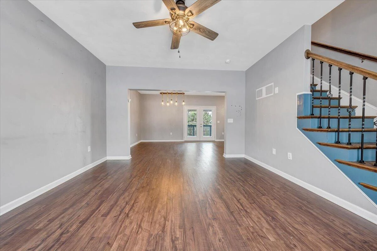 2060 Heys LN - Photo 18
