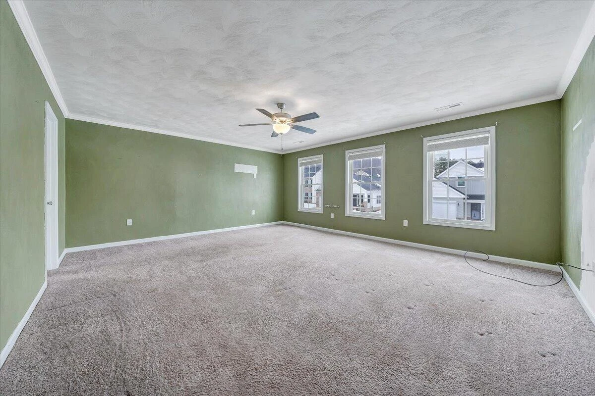 2060 Heys LN - Photo 35