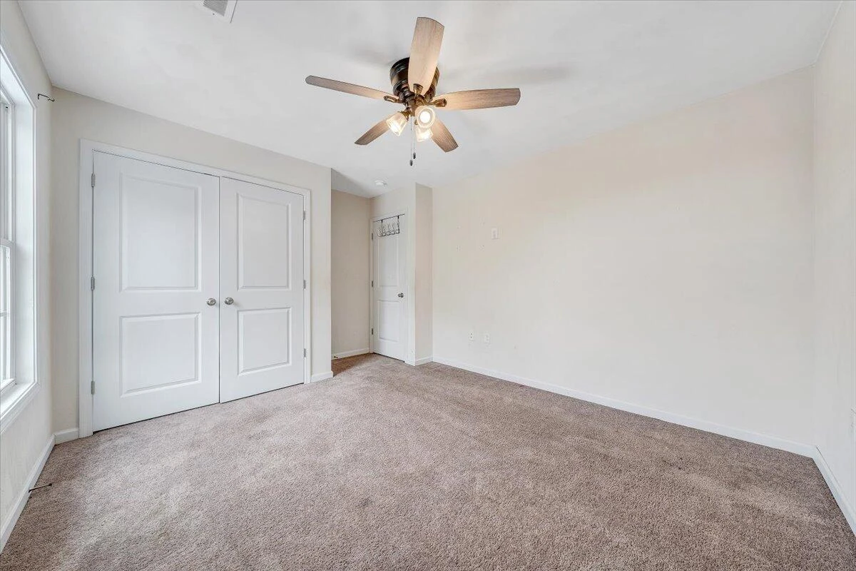 2060 Heys LN - Photo 46