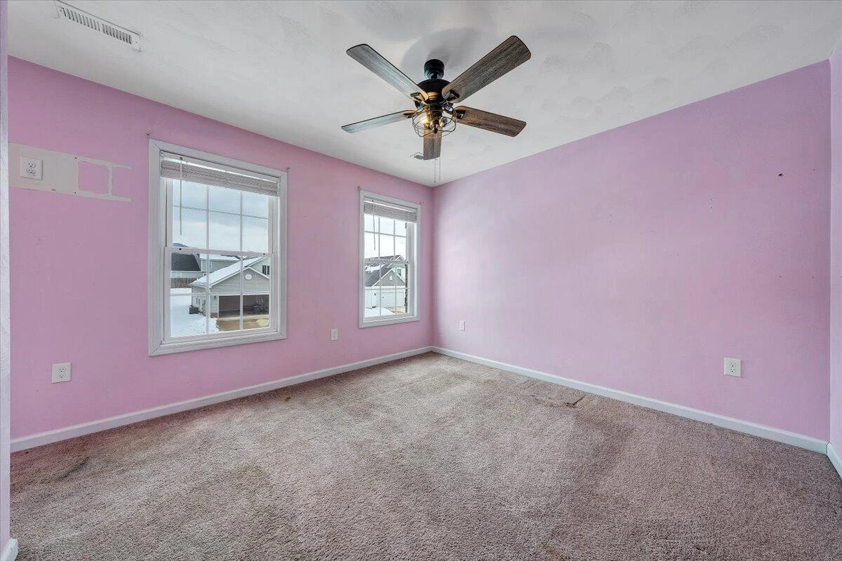 2060 Heys LN - Photo 47