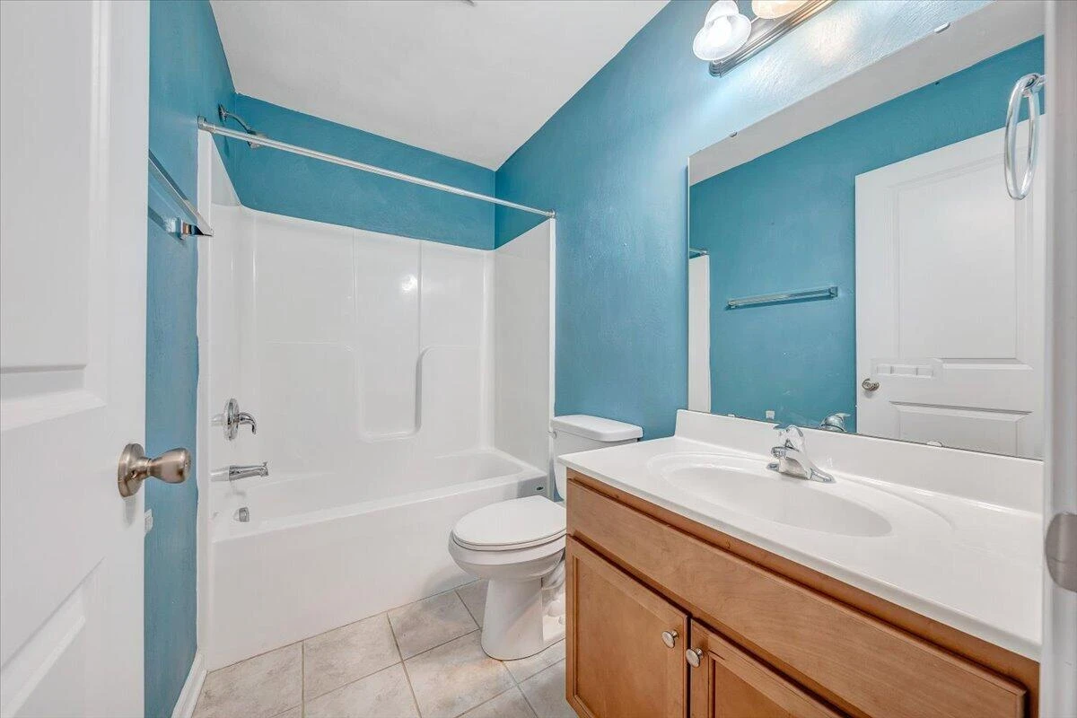 2060 Heys LN - Photo 49