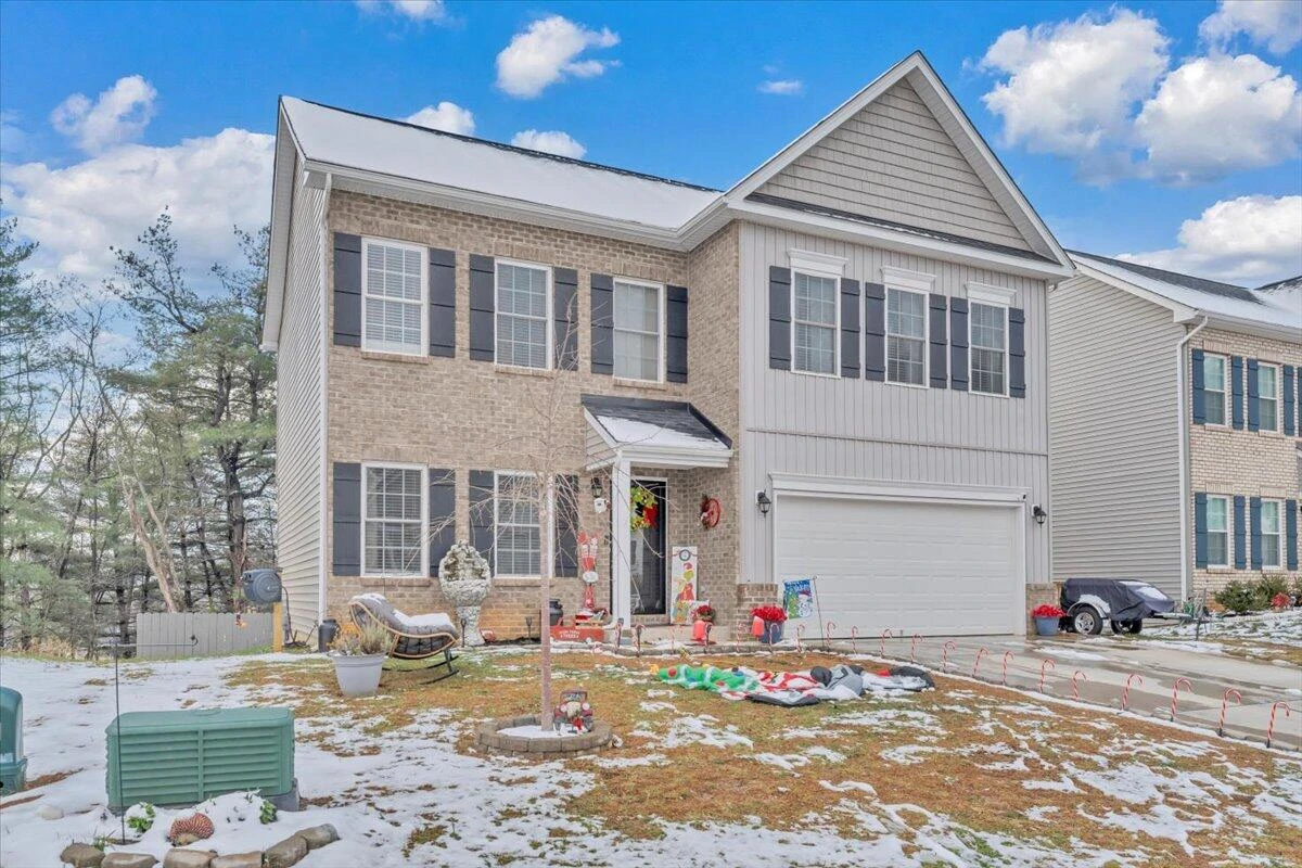 2060 Heys LN - Photo 9