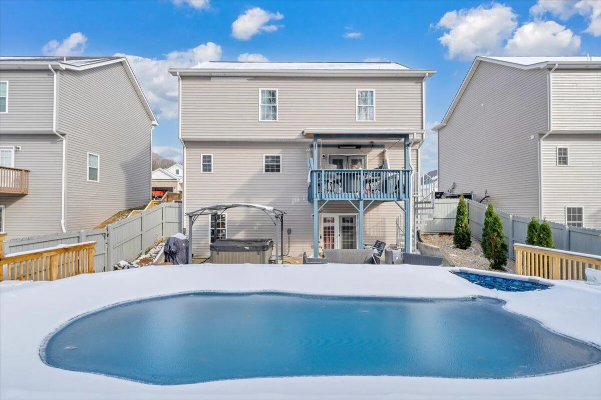 2060 Heys LN - Photo 55