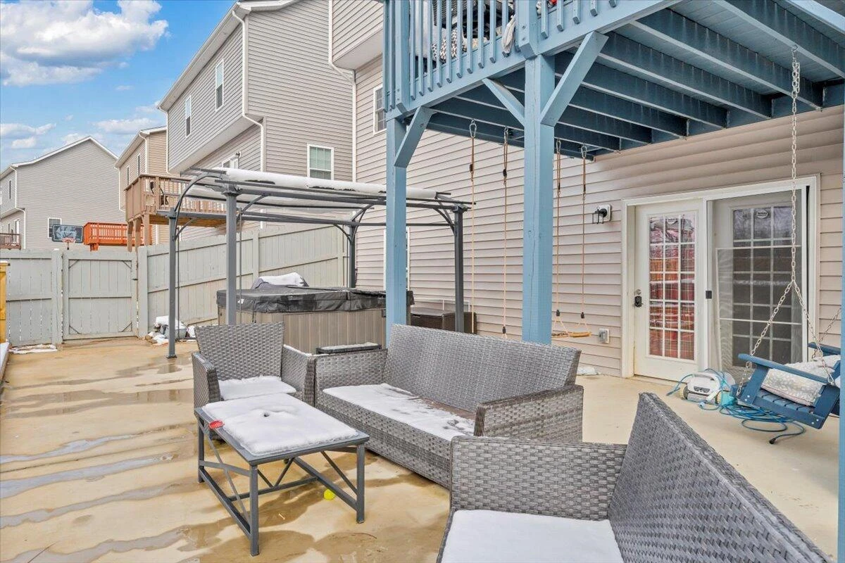 2060 Heys LN - Photo 57