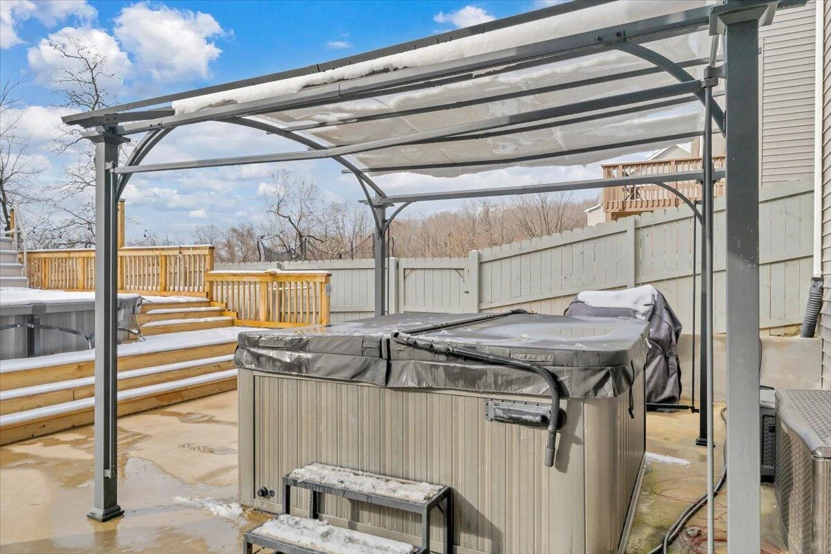 2060 Heys LN - Photo 59