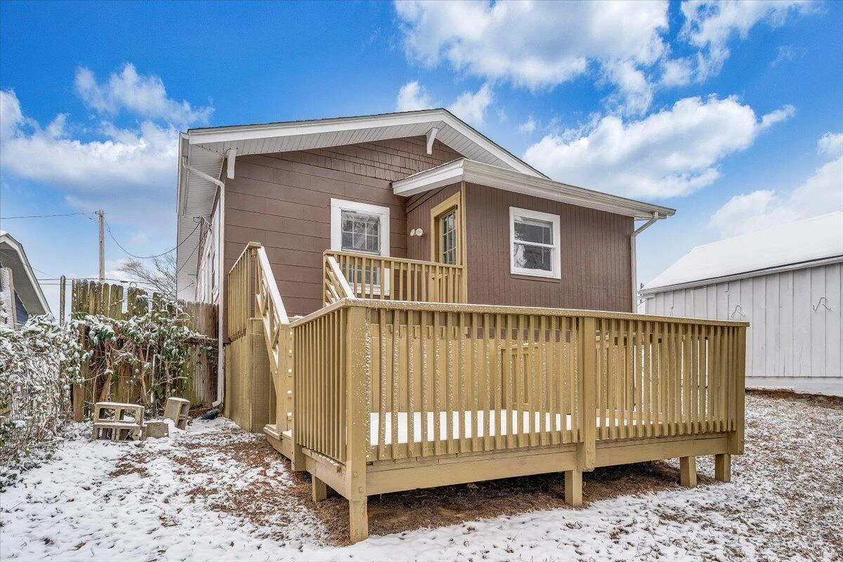 1507 Gladstone AVE SE - Photo 19
