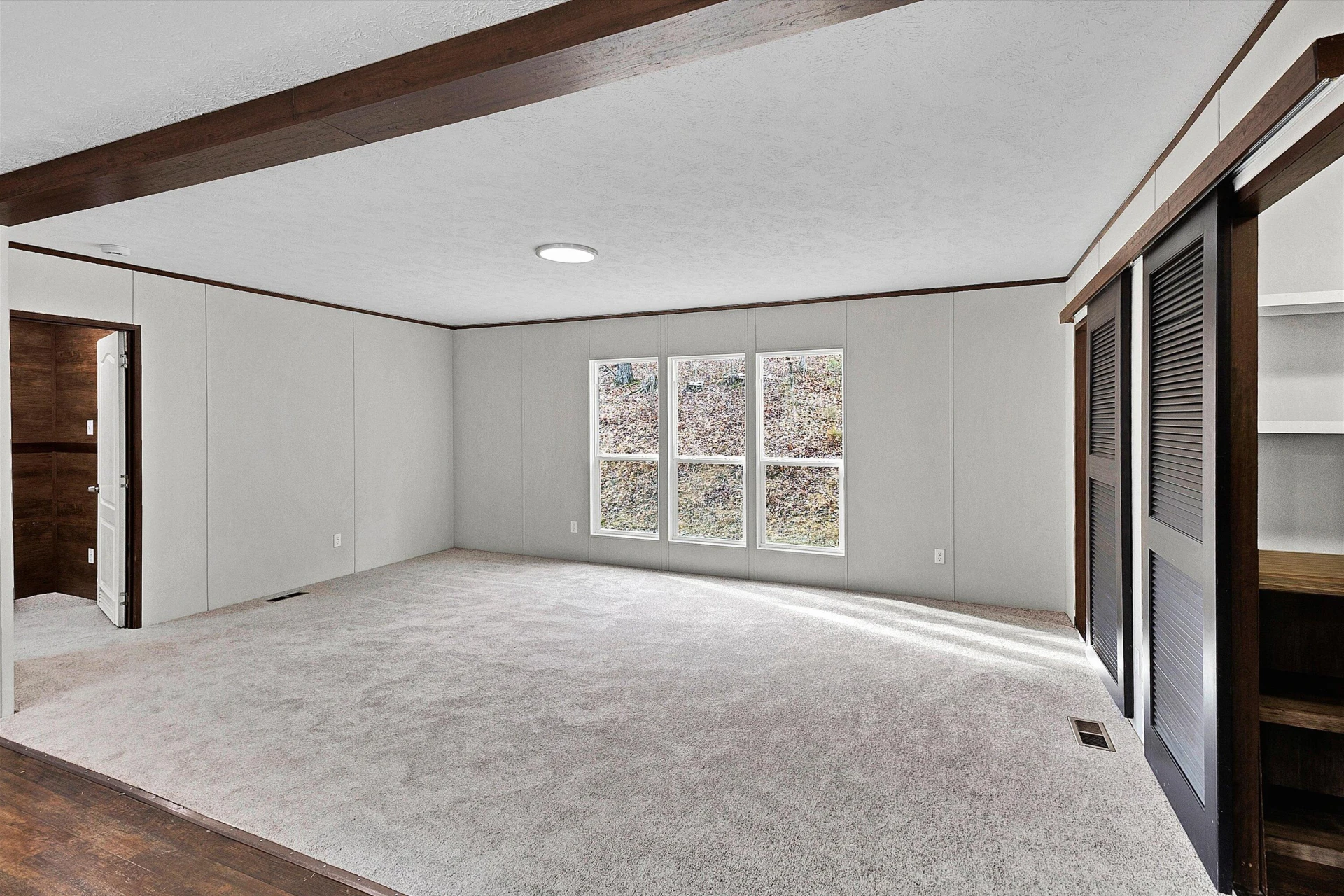 110 Holly DR - Photo 14