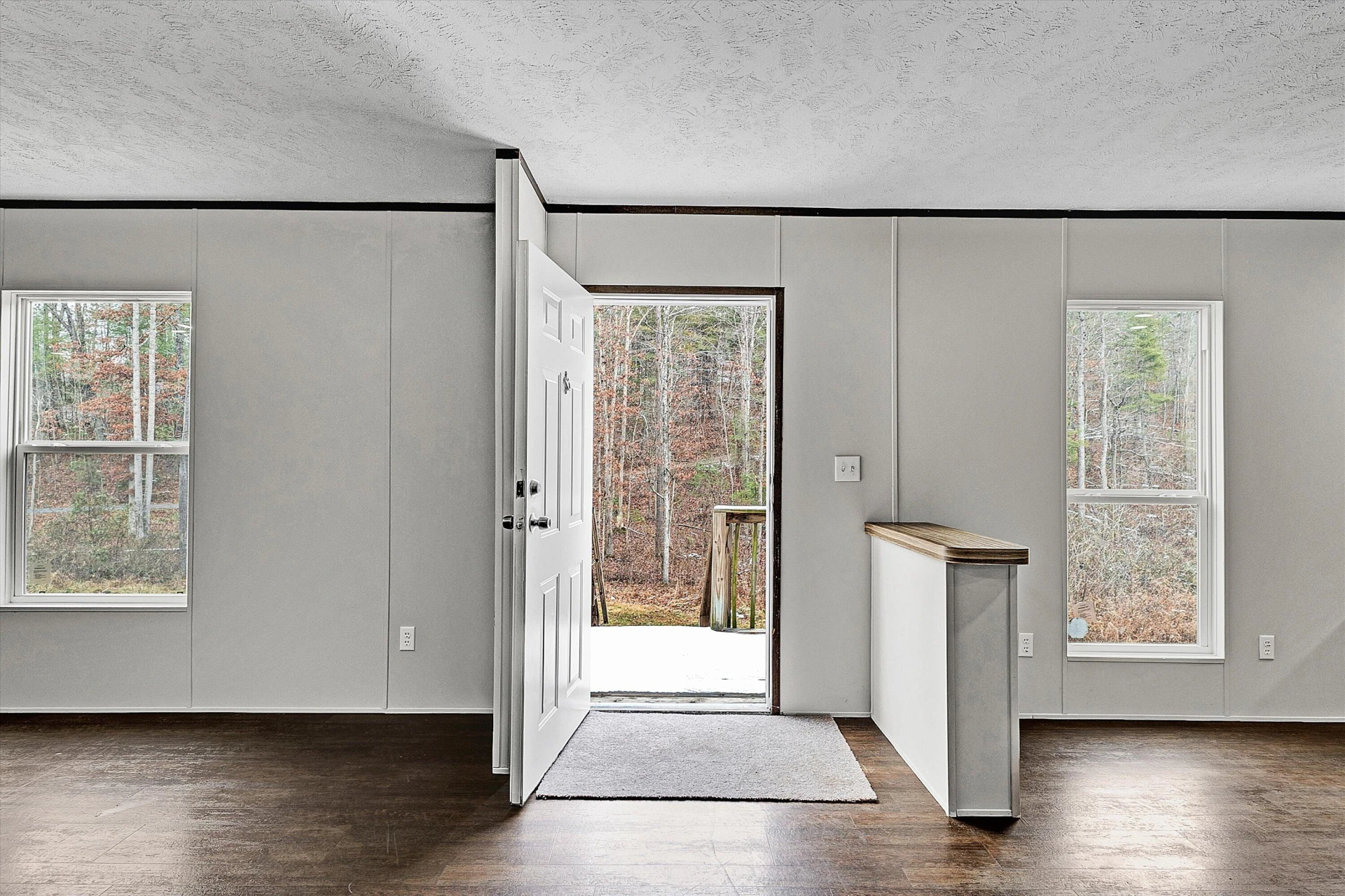 110 Holly DR - Photo 3