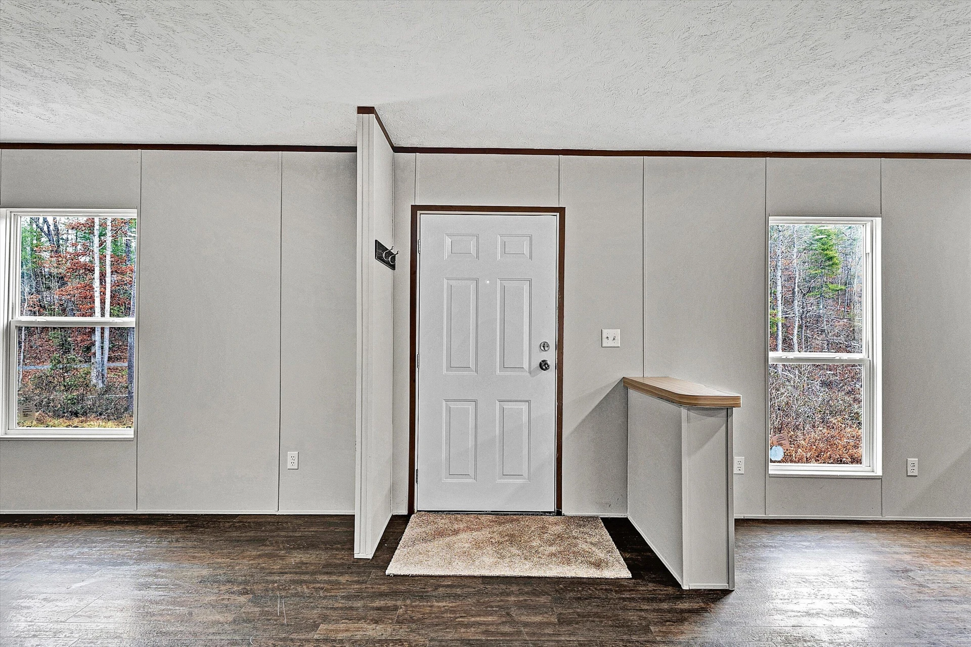 110 Holly DR - Photo 4