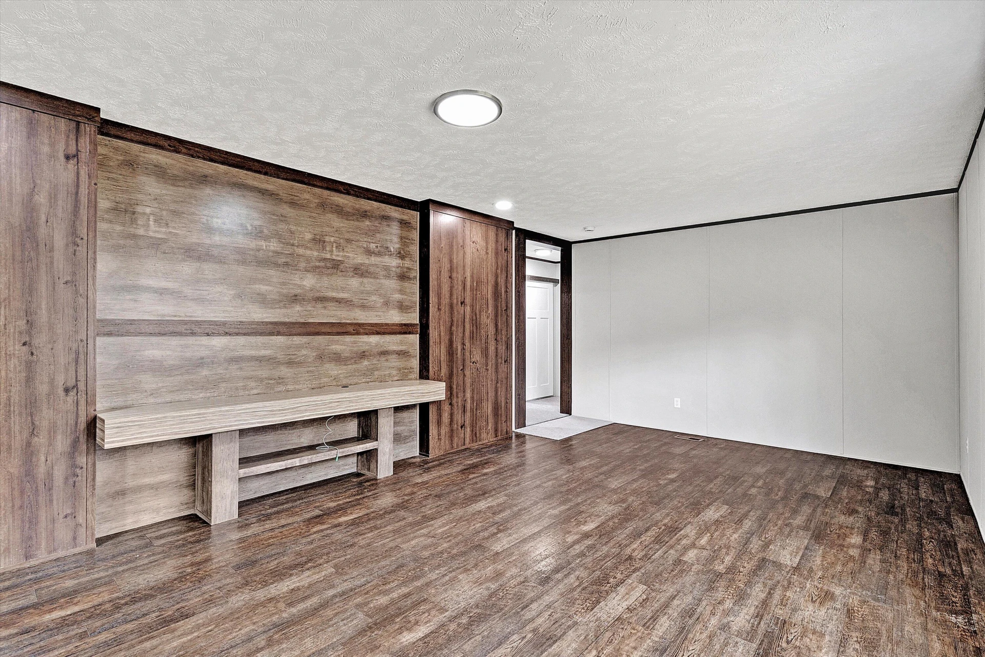 110 Holly DR - Photo 7