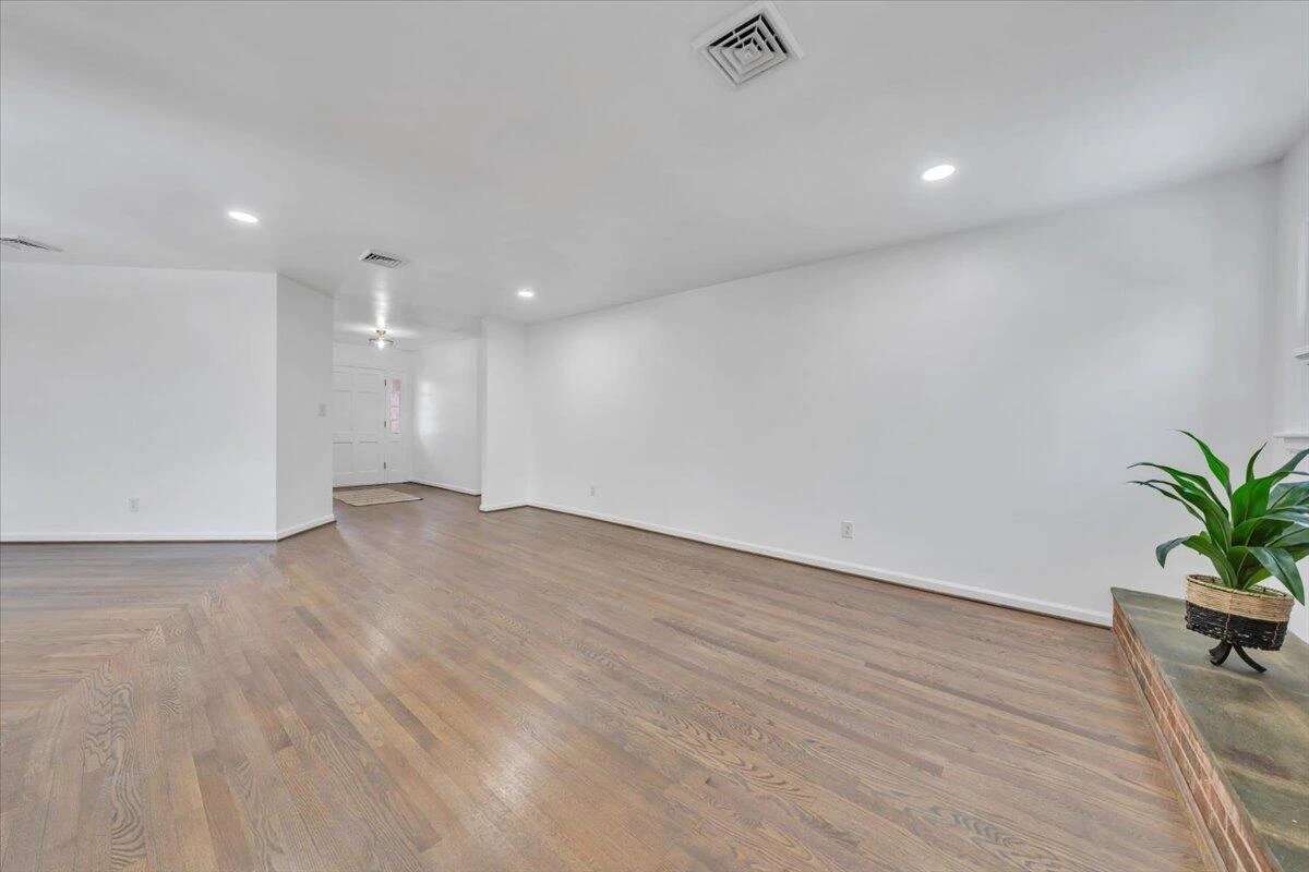 5257 Luwana DR - Photo 15