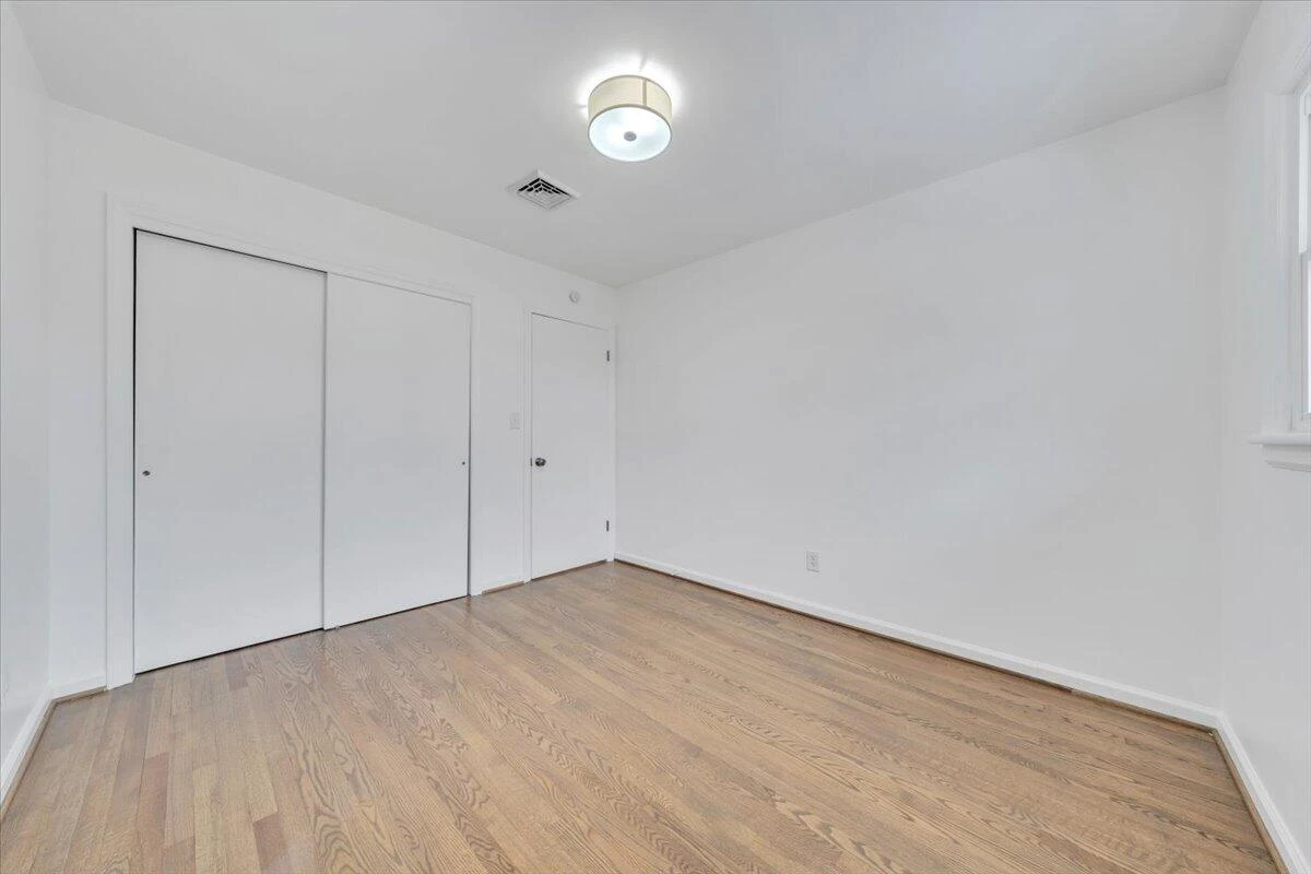 5257 Luwana DR - Photo 22