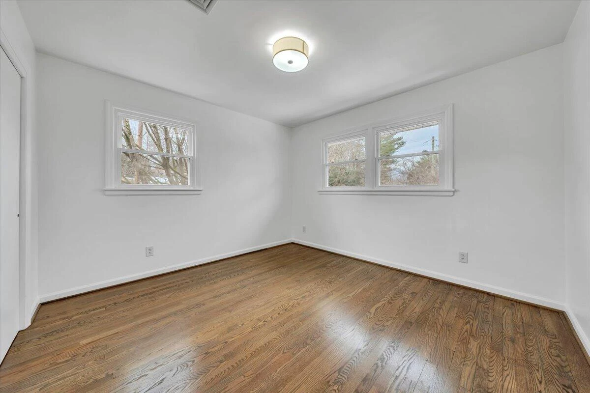 5257 Luwana DR - Photo 23