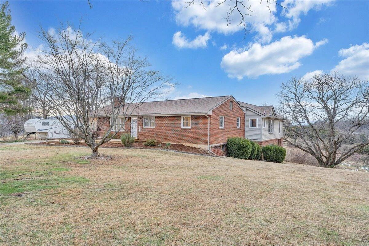 1996 Shavers Farm RD - Photo 5