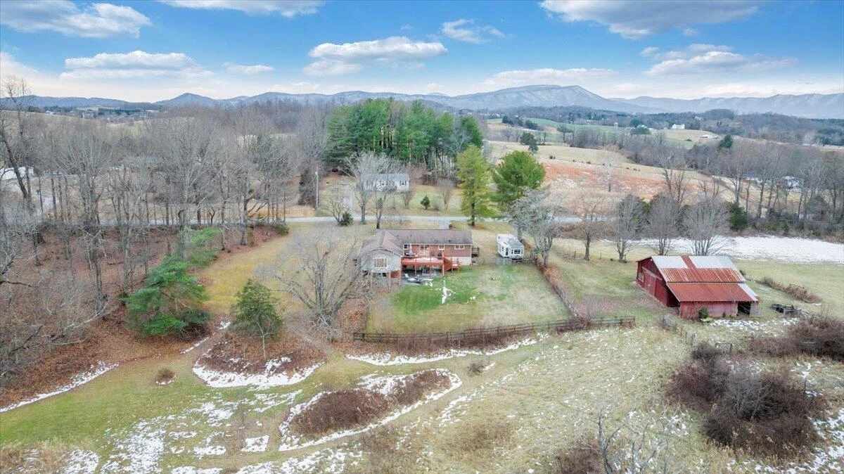 1996 Shavers Farm RD - Photo 57