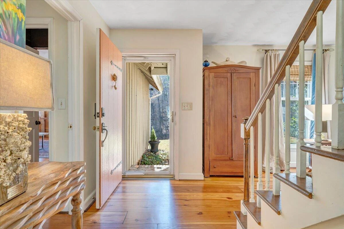 5721 Scenic Hills DR - Photo 9
