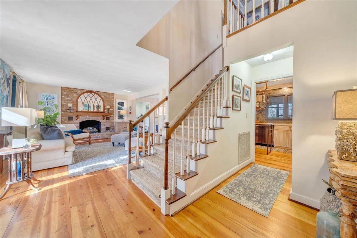 5721 Scenic Hills DR - Photo 10