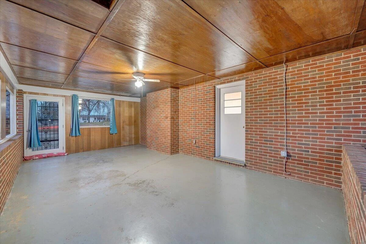 2895 Bonbrook Mill RD - Photo 14