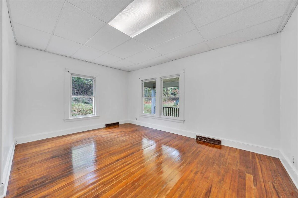 6973 Henry RD - Photo 12