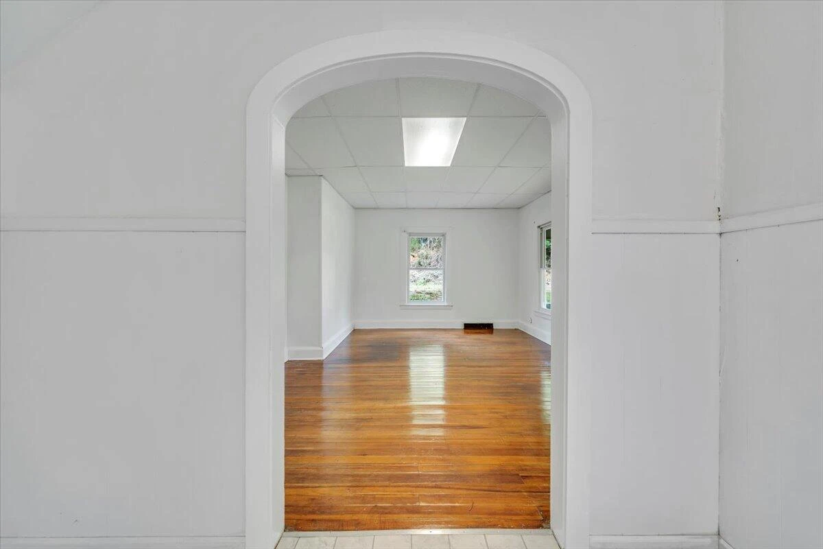 6973 Henry RD - Photo 14