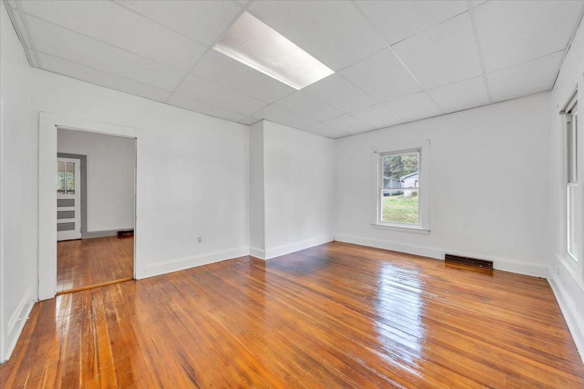 6973 Henry RD - Photo 15