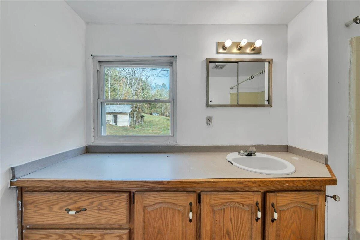 6973 Henry RD - Photo 23