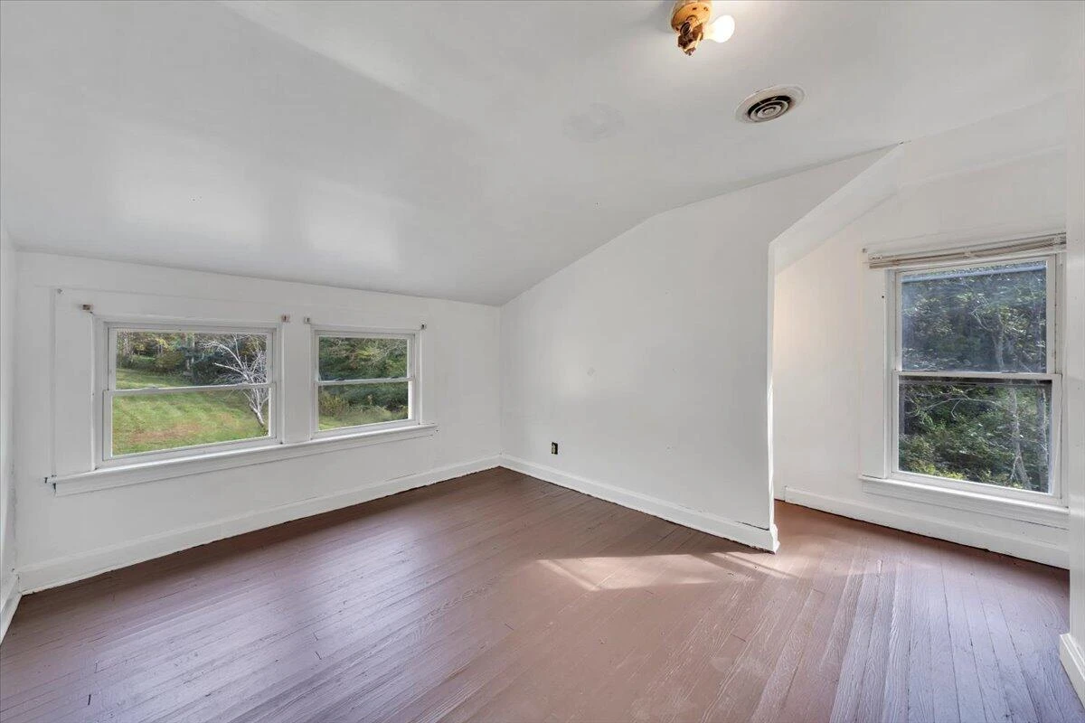 6973 Henry RD - Photo 25