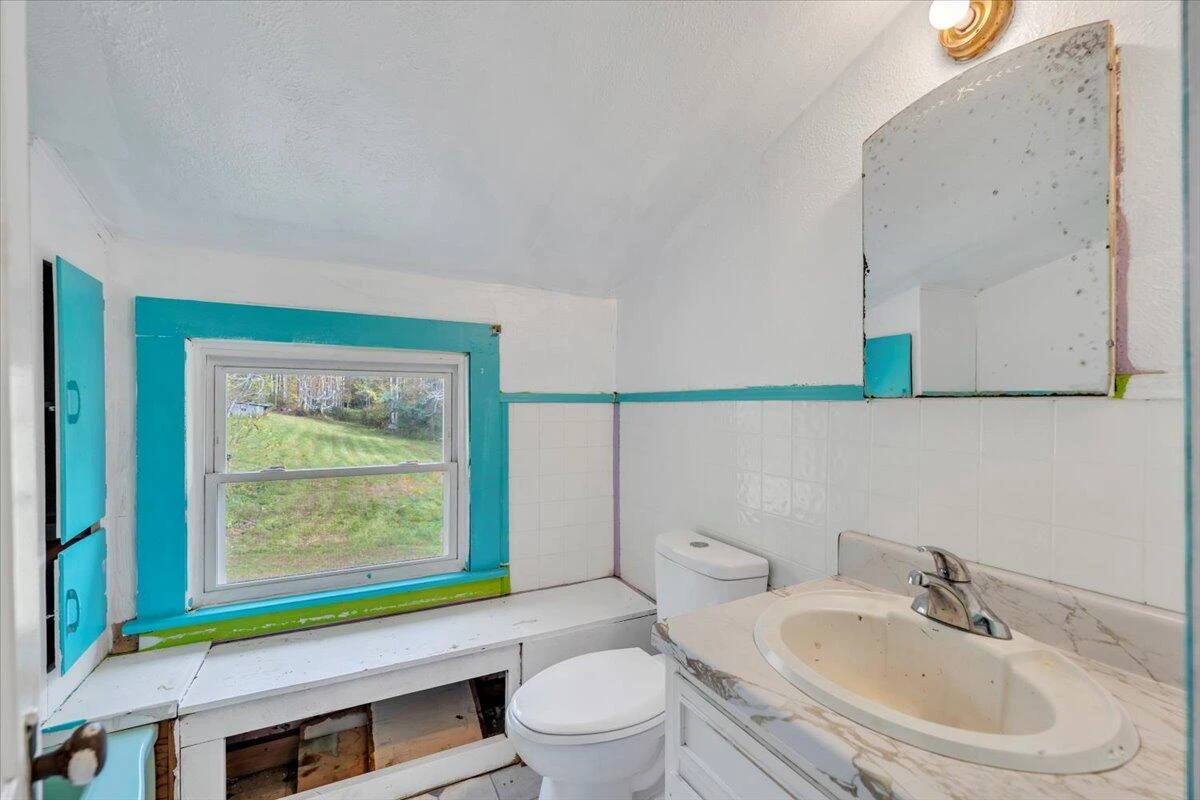 6973 Henry RD - Photo 33