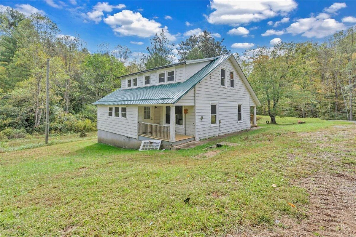 6973 Henry RD - Photo 43