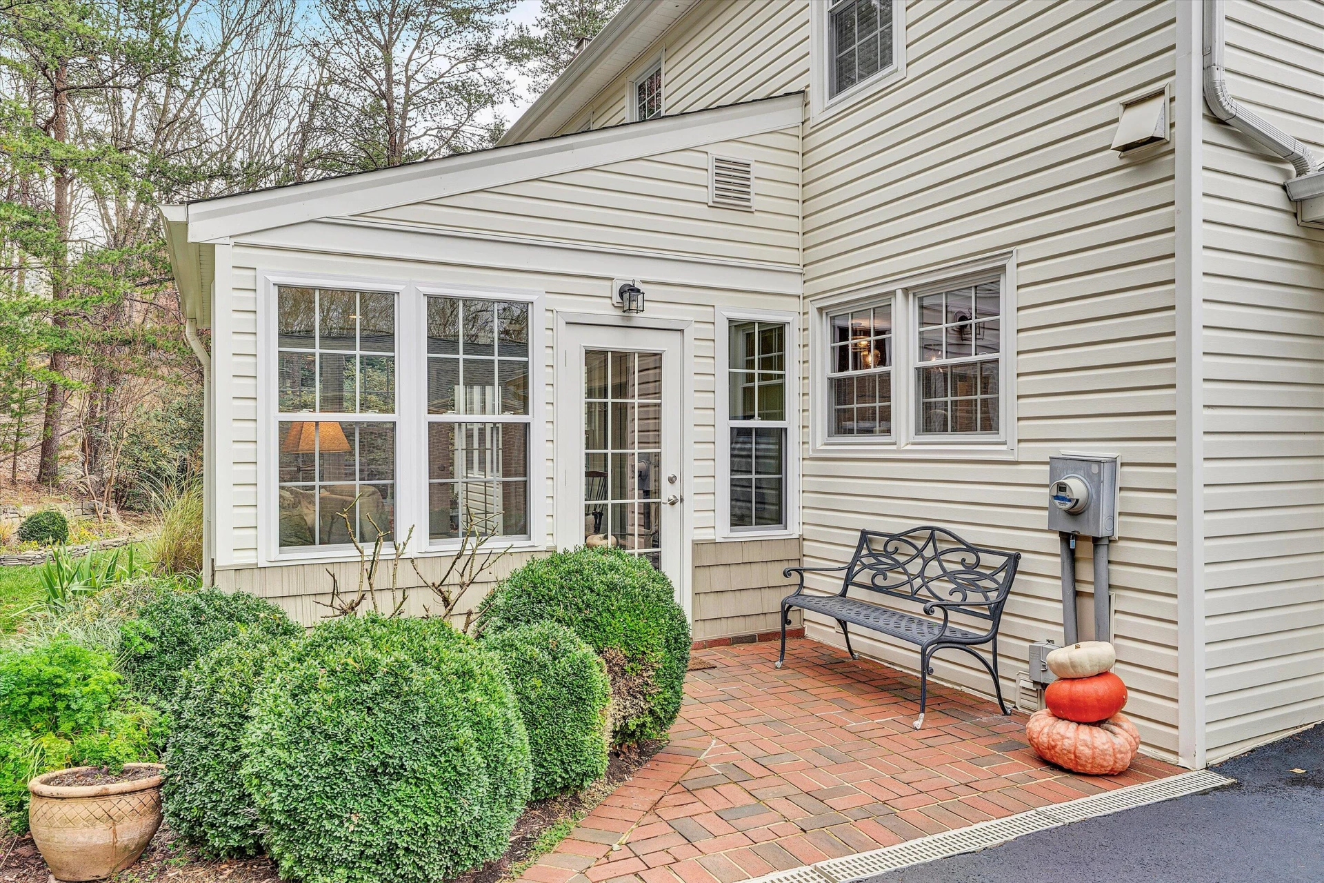 5023 Meadow Creek DR - Photo 50