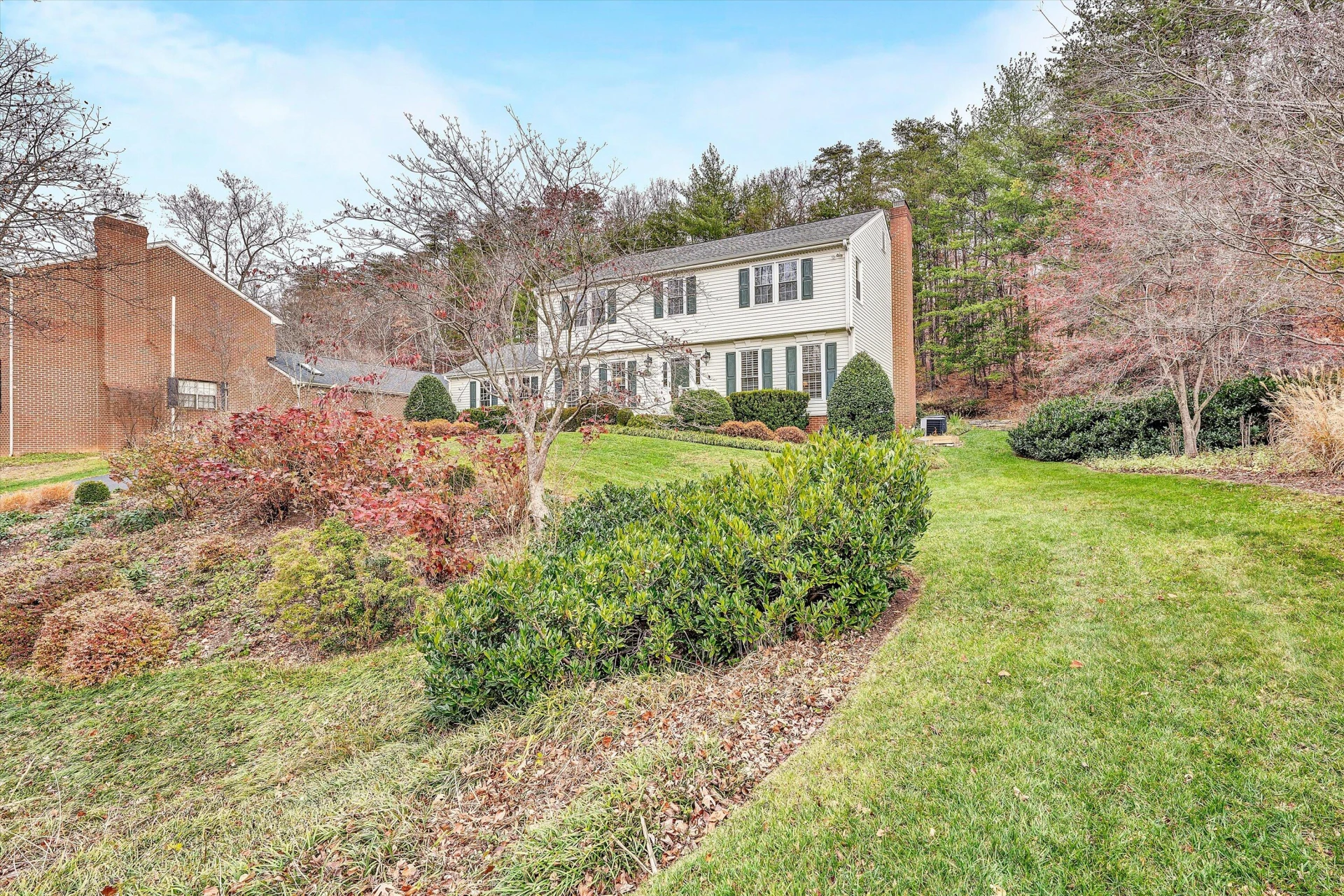 5023 Meadow Creek DR - Photo 56