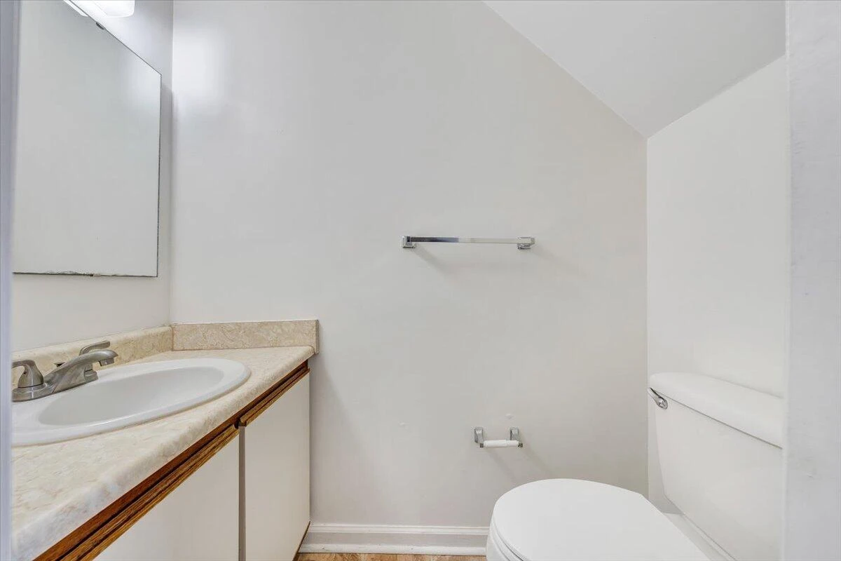 210 Pheasant Run DR - Photo 22