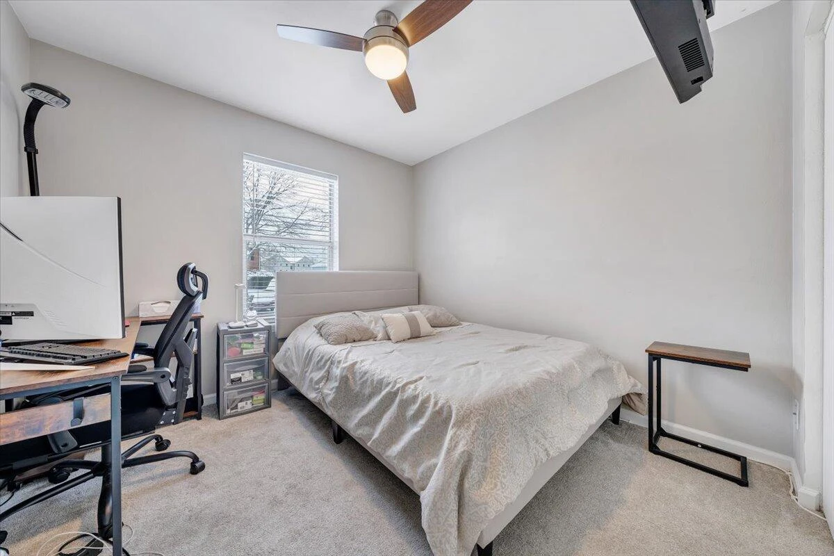 210 Pheasant Run DR - Photo 23