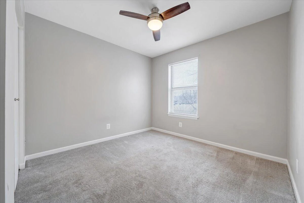 210 Pheasant Run DR - Photo 24