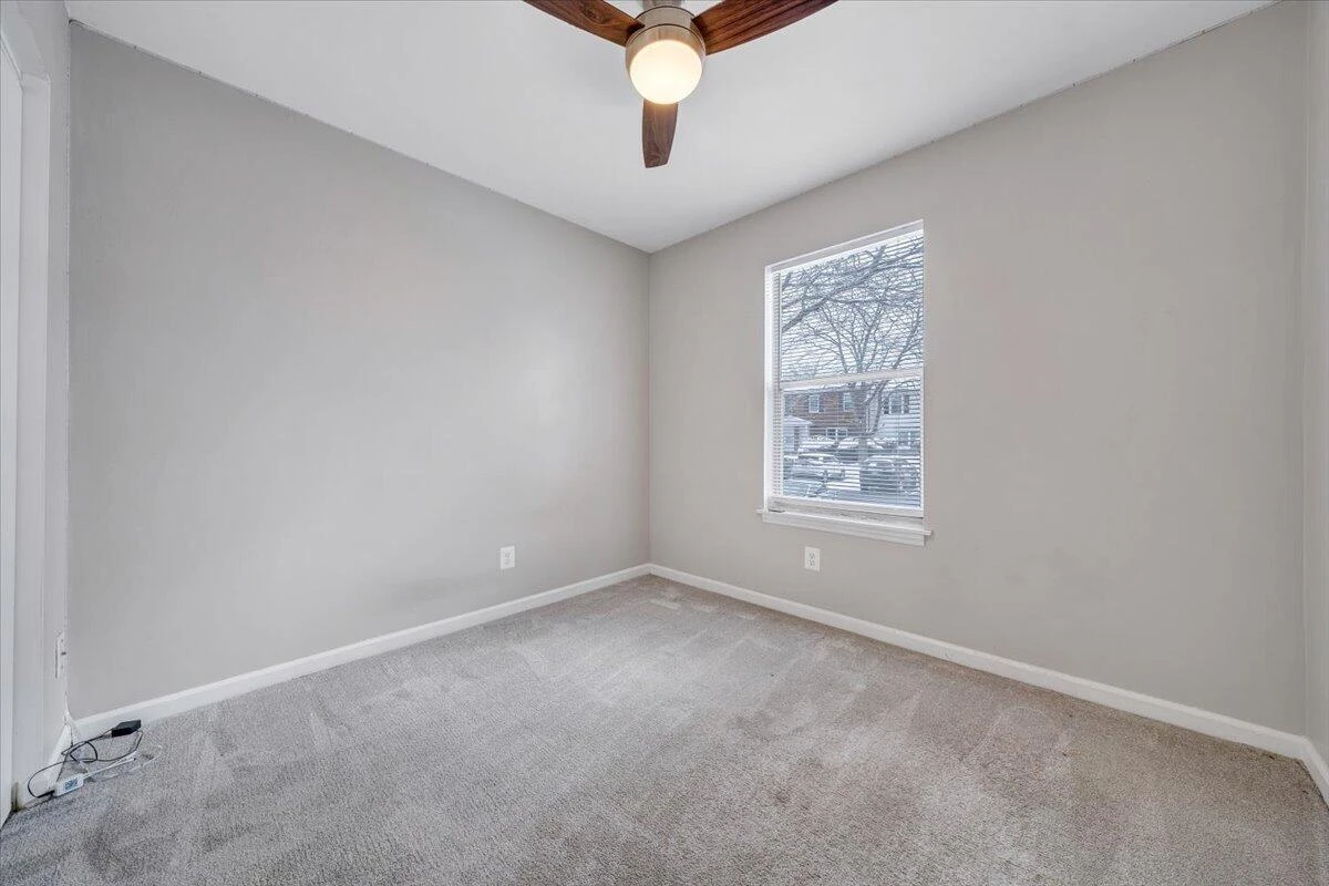 210 Pheasant Run DR - Photo 25