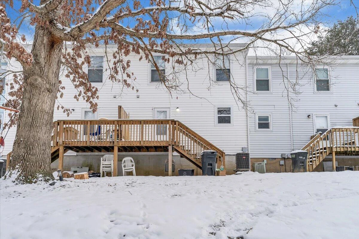 210 Pheasant Run DR - Photo 30