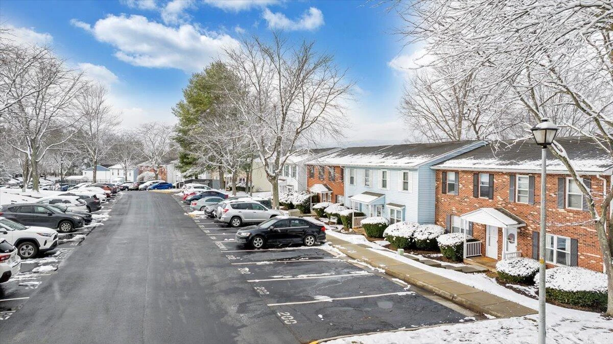 210 Pheasant Run DR - Photo 40