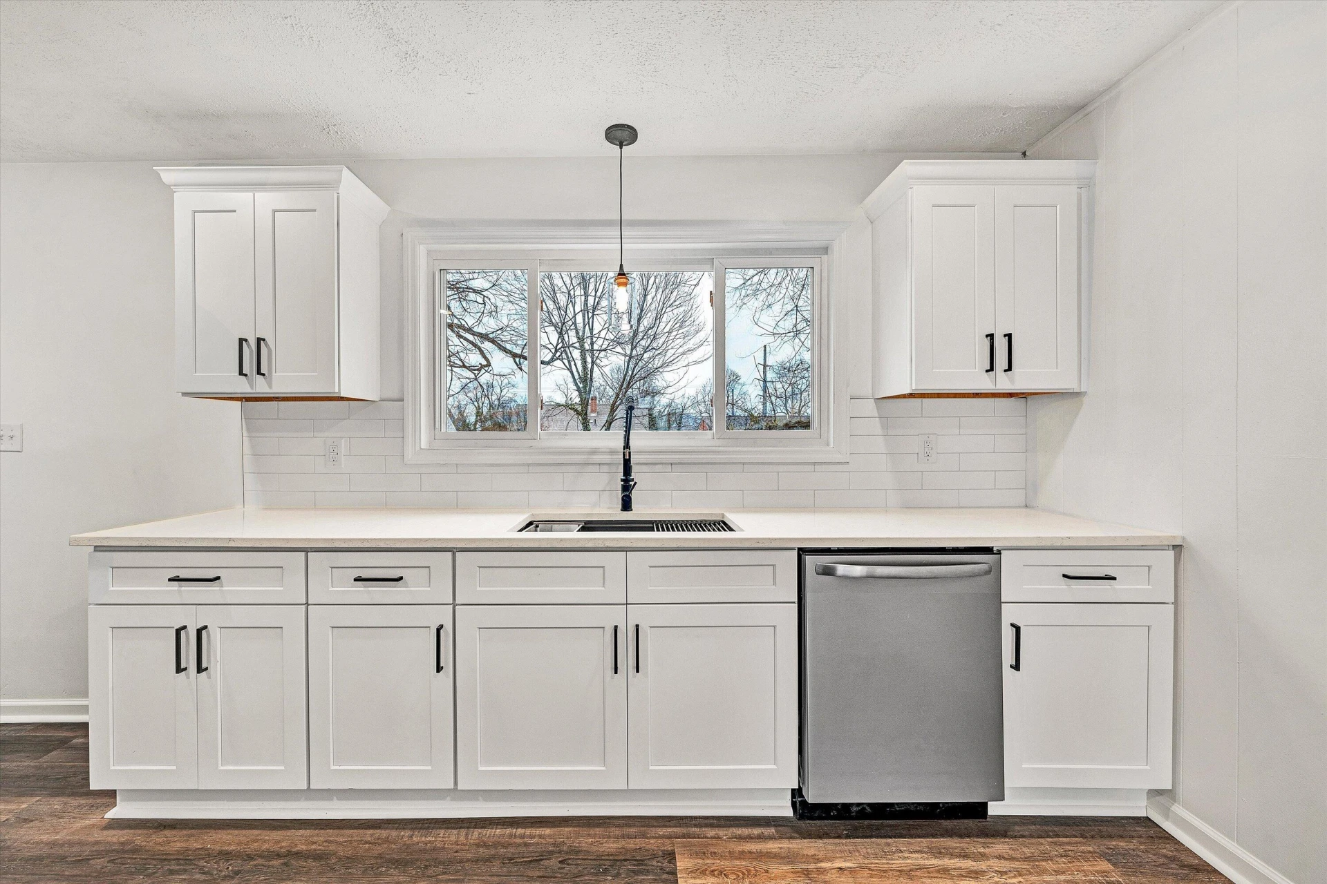 2233 Byrd AVE NE - Photo 10
