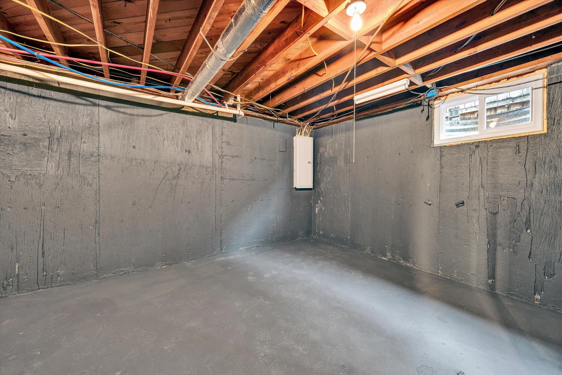 2233 Byrd AVE NE - Photo 24