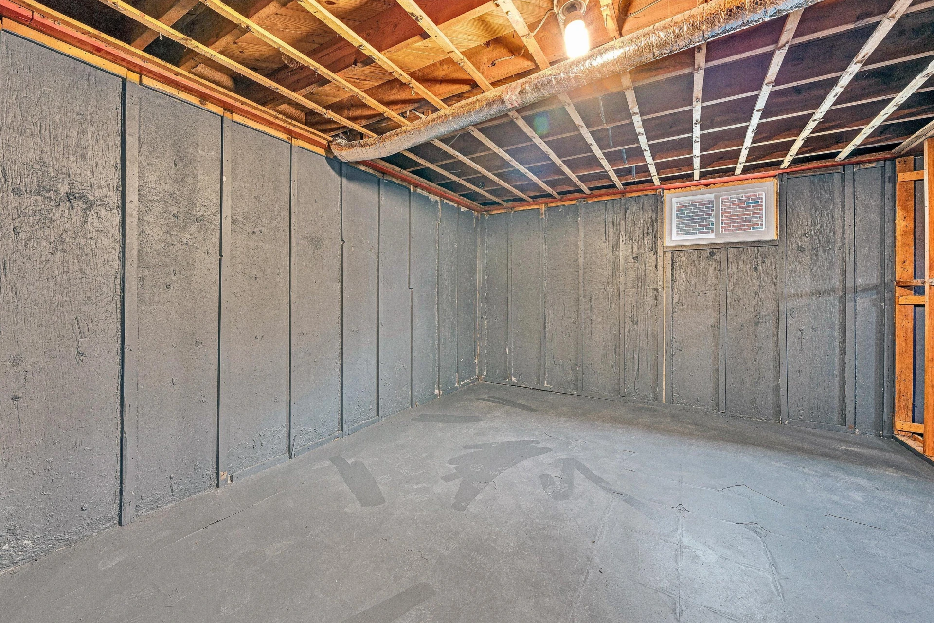 2233 Byrd AVE NE - Photo 25