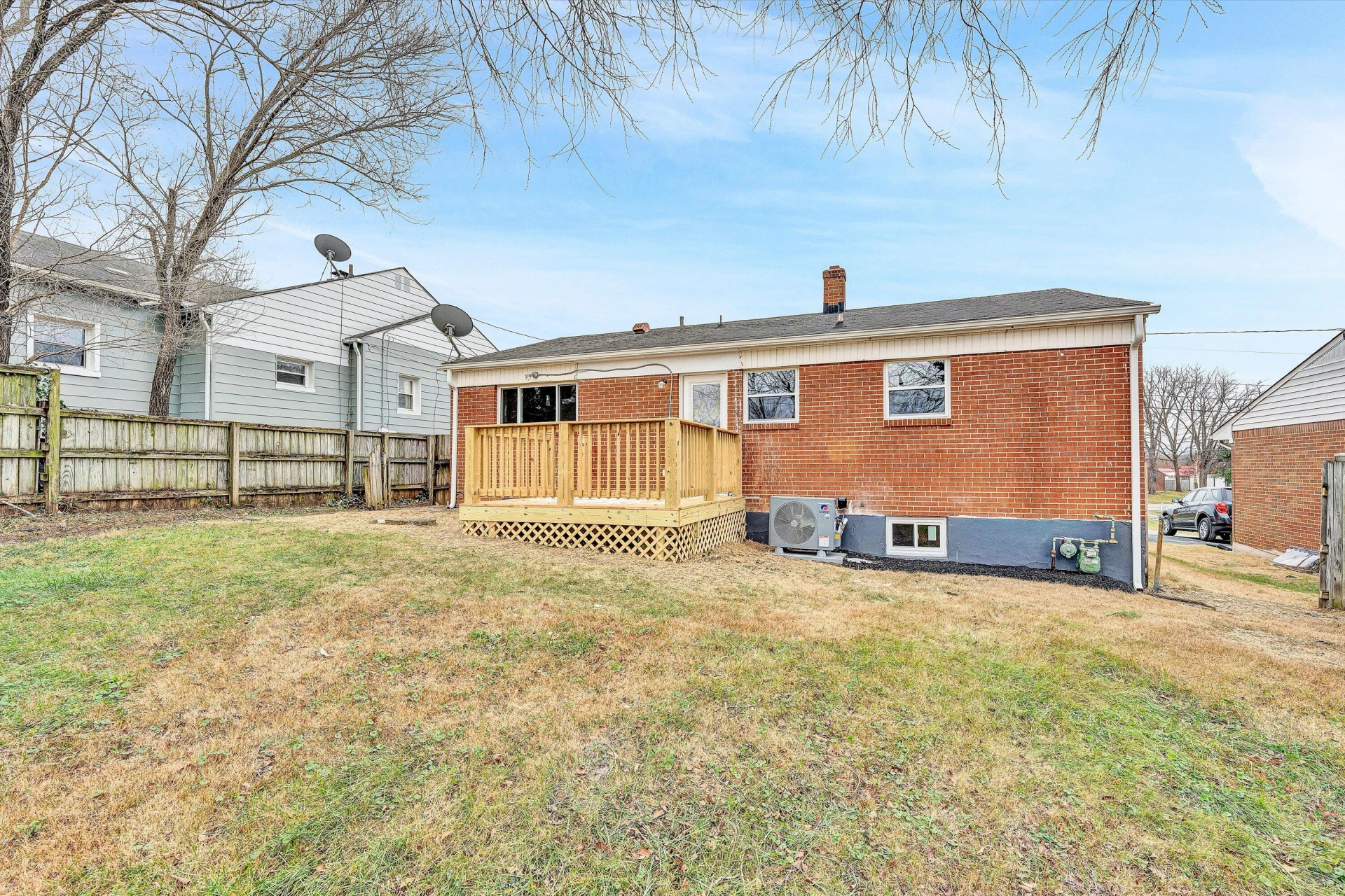 2233 Byrd AVE NE - Photo 34