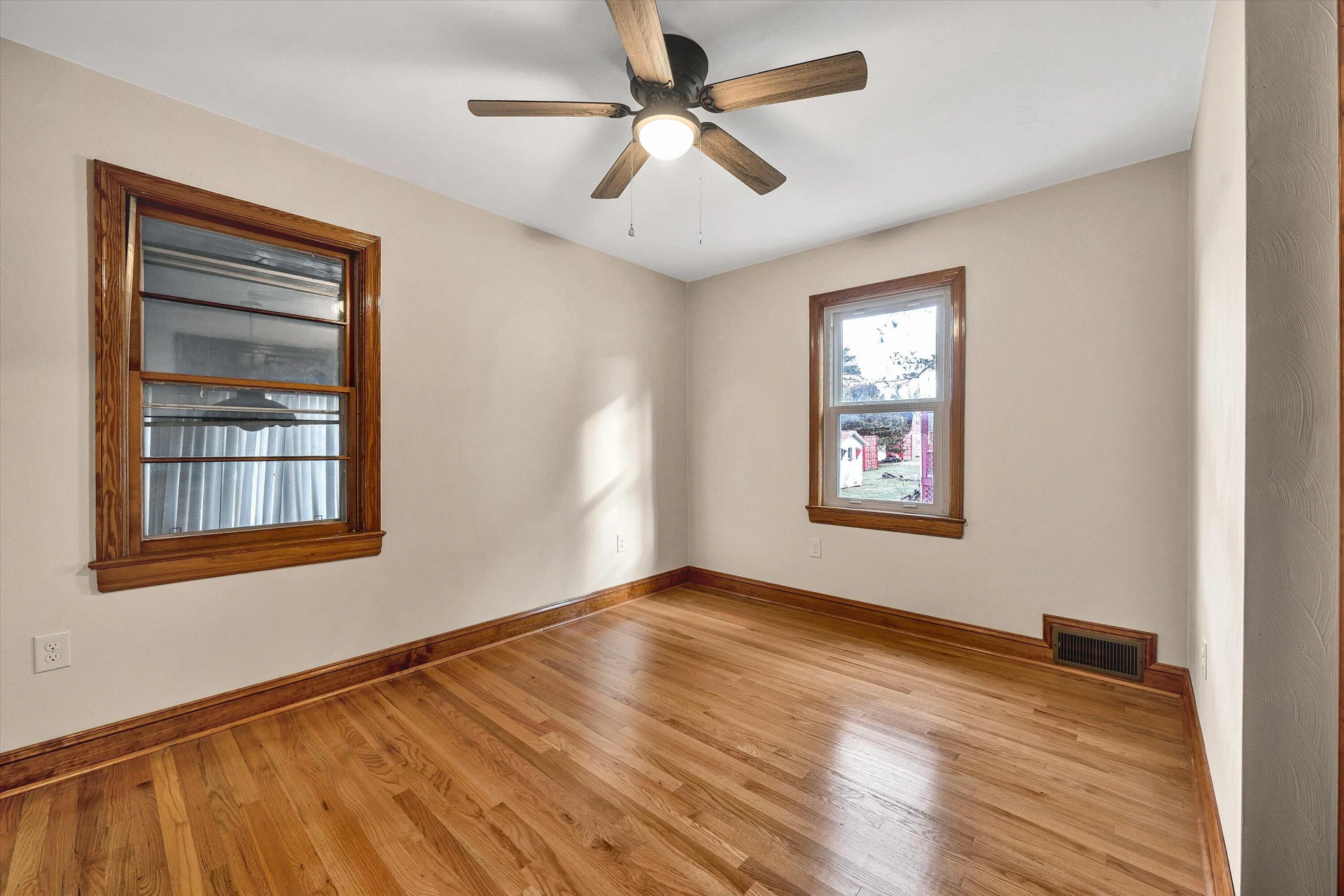 79 Holcombe AVE - Photo 21