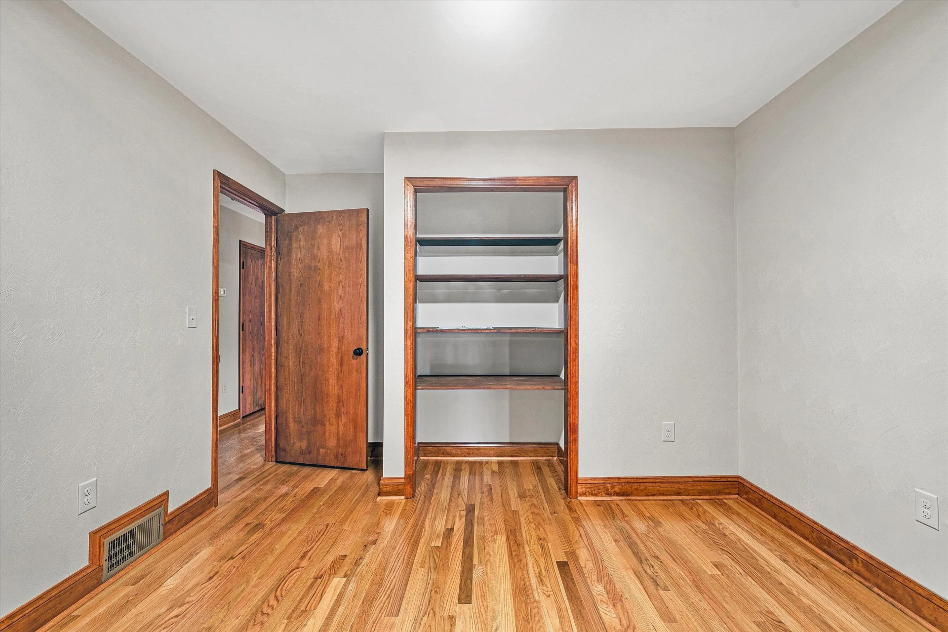 79 Holcombe AVE - Photo 24